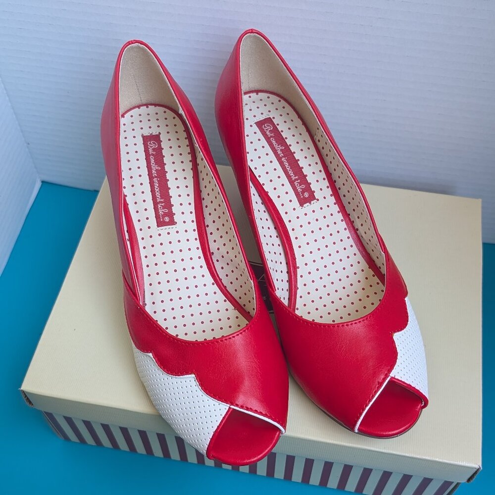 B.A.I.T Footwear Red & White Peep Toe Heels Sz 10